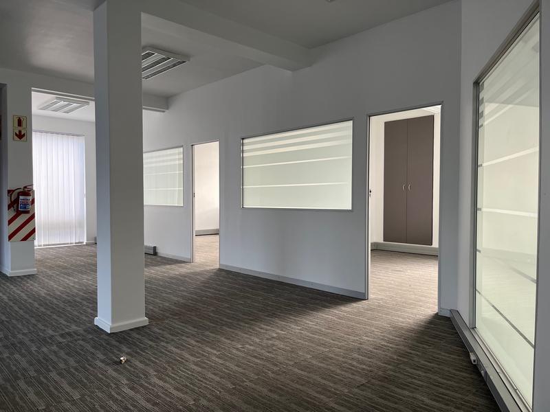 To Let Commercial Property for Rent in Retreat Western Cape